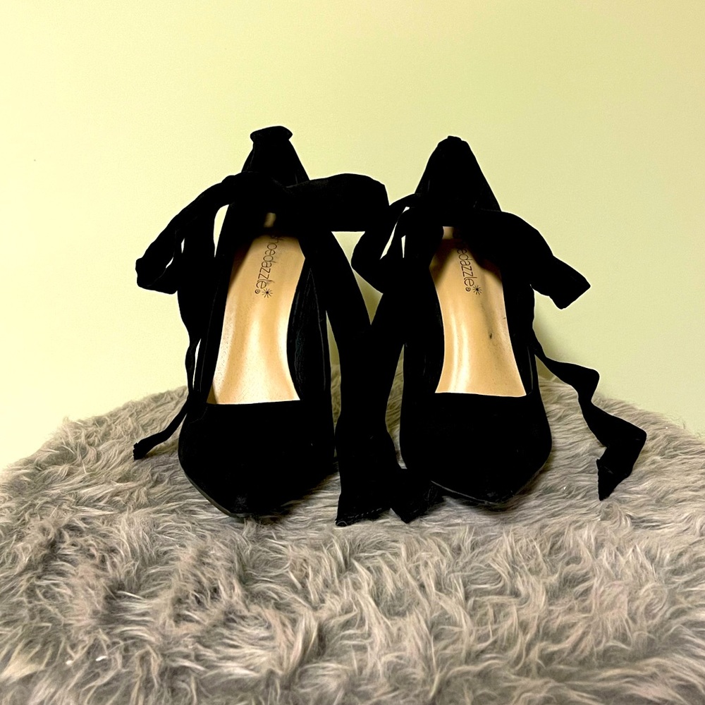 Shoe Dazzle Ankle Tie Wrap Faux Suede Black Stilettos